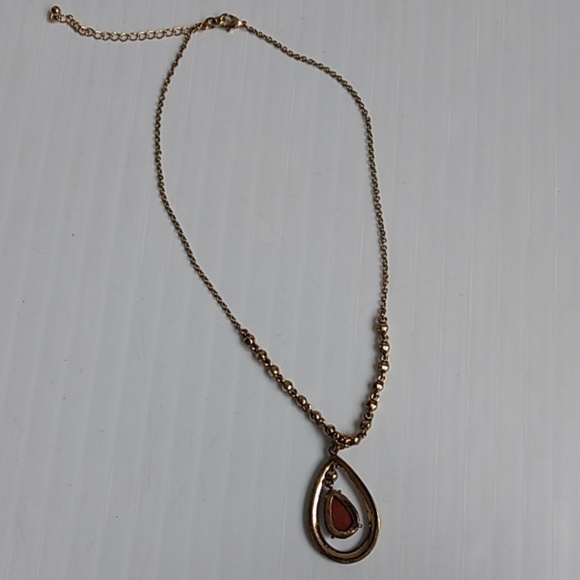 Avon Topaz Colored Teardrop Gift Set in The Box - Picture 6 of 8